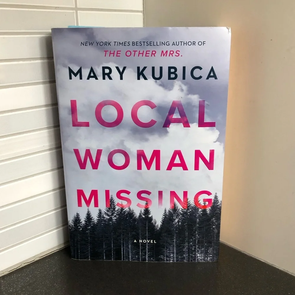 Local Woman Missing paperback - Picture 1 of 11